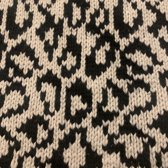 Sweater - Black & Beige Sweater by Magaschoni - Picture 11 of 14